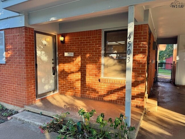 Building Photo - 4503 McCrory Ave