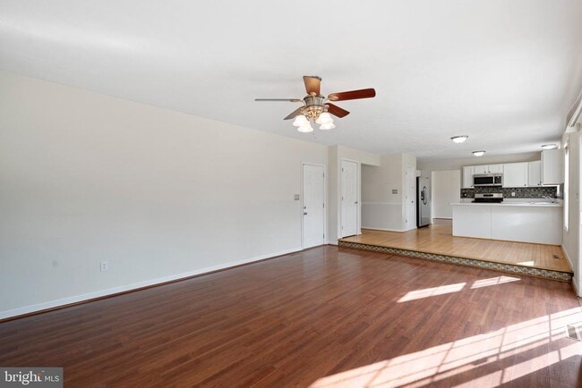 Building Photo - 21443 Hillary Ct