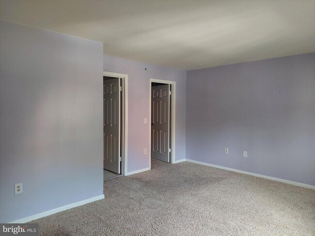 Building Photo - 3800 Meghan Dr