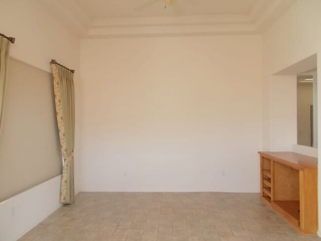 Building Photo - Single-Story Townhome with Golf Course Views in Summerlin