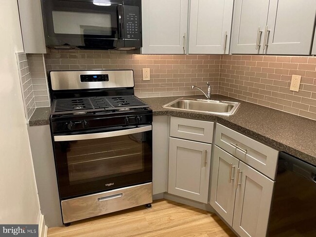 Building Photo - 126 Argyle Rd