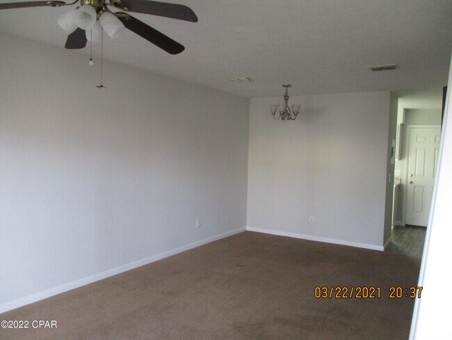 Building Photo - 1218 Stephen Dr