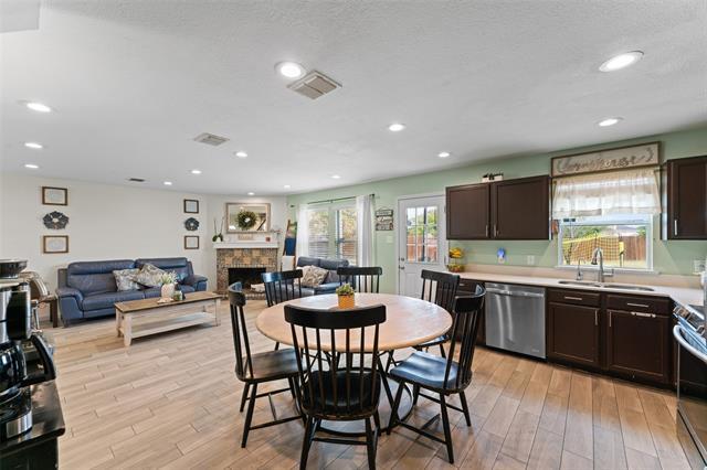 Building Photo - 2216 Annalea Ct