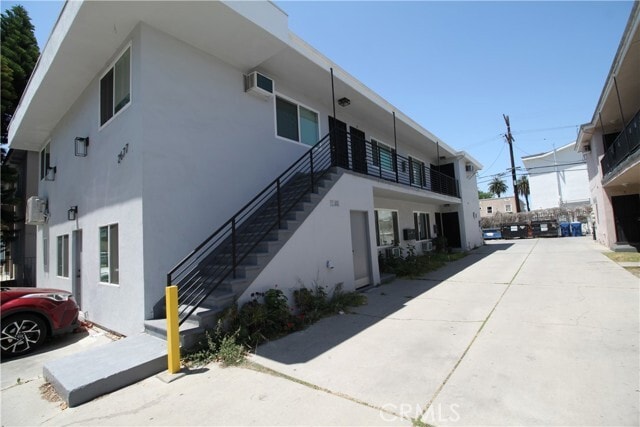 Primary Photo - 2677 Orchard Ave.