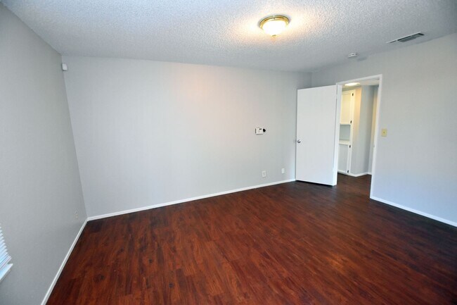 Building Photo - 5902-5902 Bourbon Dr