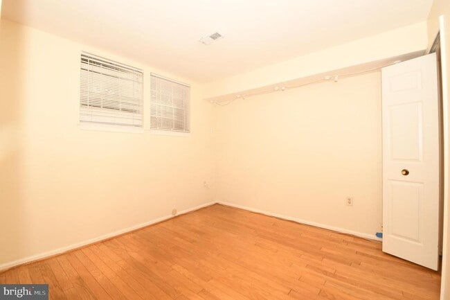 Building Photo - 7802 Mistic View Ct
