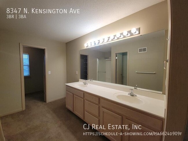 Building Photo - 8347 N Kensington Ave