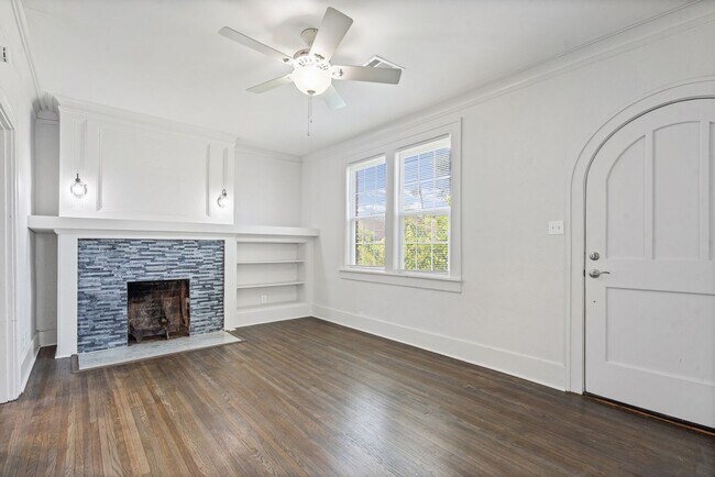 Building Photo - 864 N Belvedere Blvd