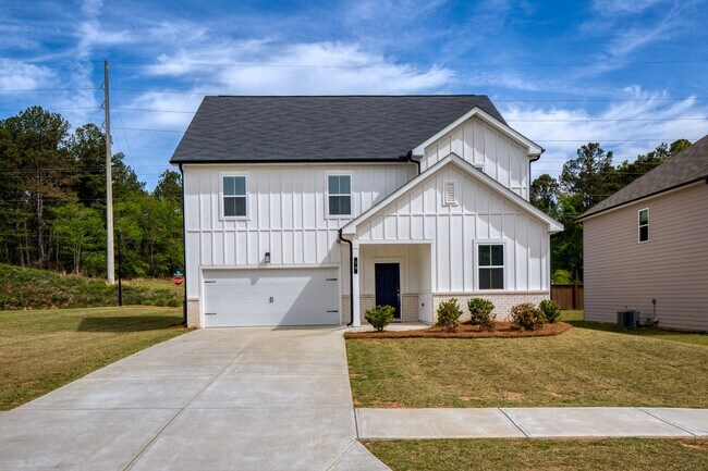 Building Photo - Minutes to Downtown Dawsonville, Rock Creek Park & More—Welcome Home
