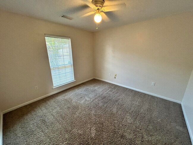 Building Photo - 2175 Hagood Loop