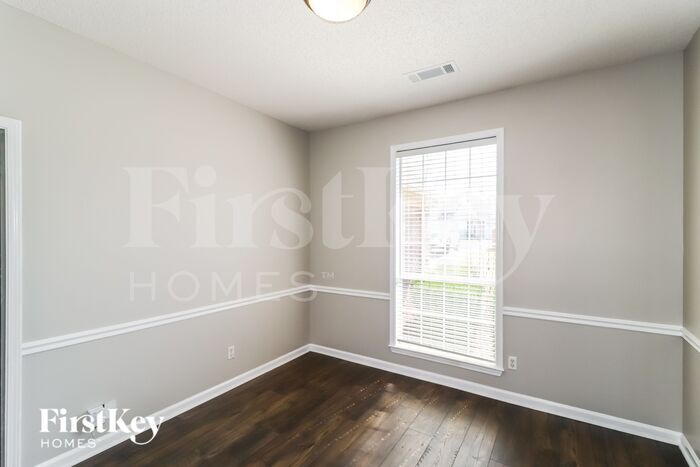 Building Photo - 7740 Shadow Bend Ln