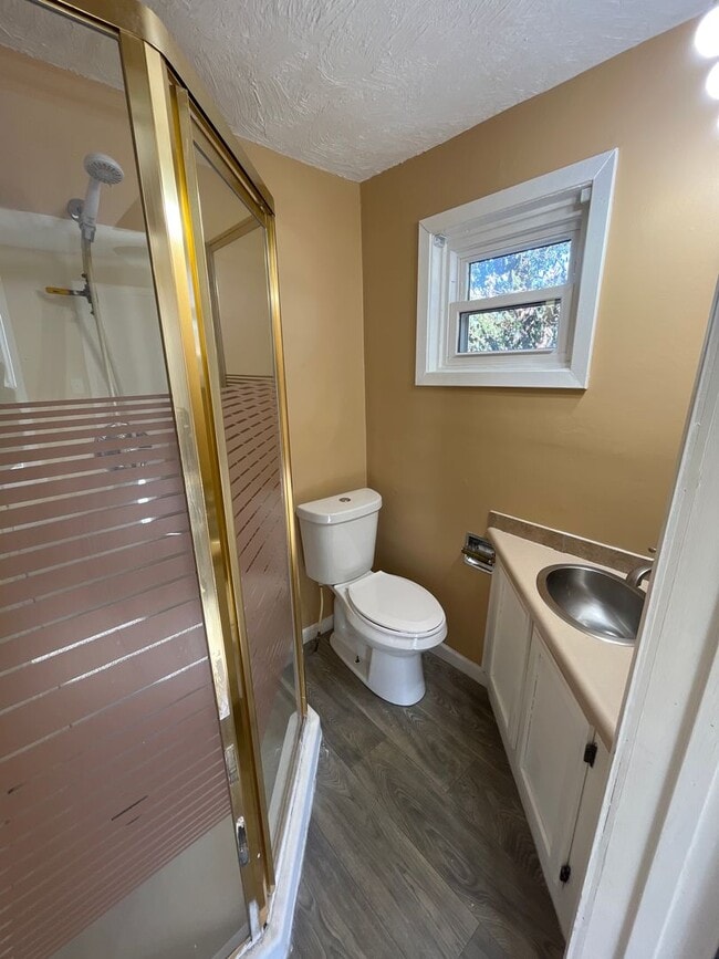 Building Photo - 3324 P St