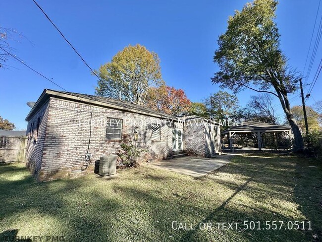 Building Photo - 9705 Overby Ct