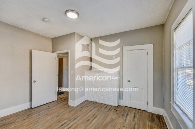 Building Photo - 1833 31st St Ensley