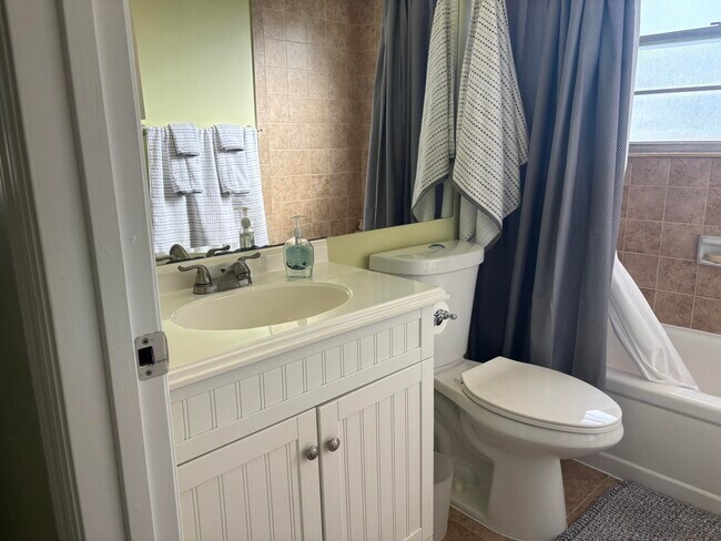 Building Photo - 154 Preston Way