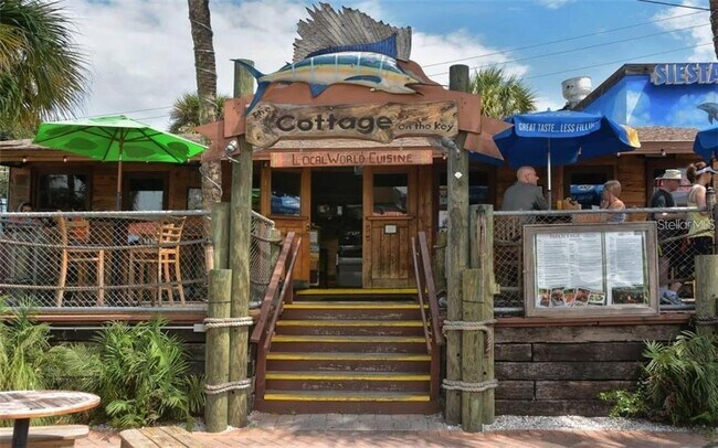 Building Photo - 7237 Cloister Dr