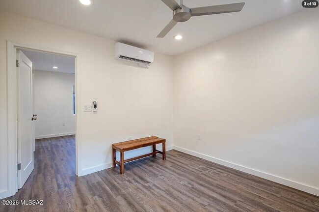 Building Photo - 1140 N Richey Blvd