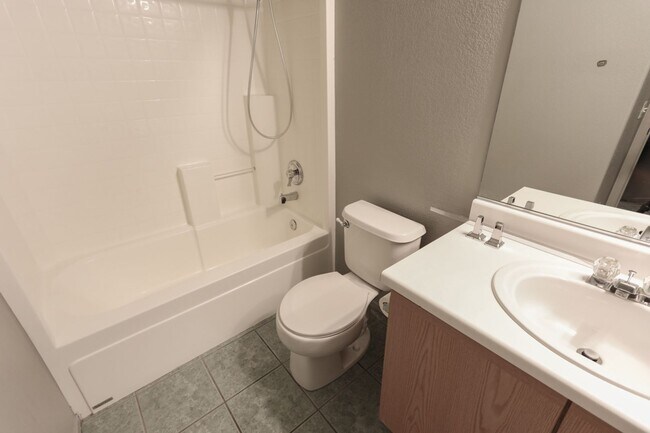 Building Photo - 3 Bedroom Single Story Northwest Vegas Home