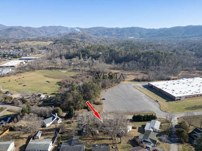 Building Photo - 130 Reems Creek Rd