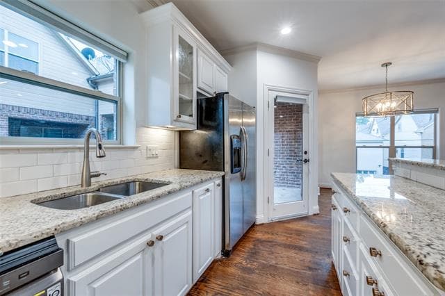 Building Photo - 3421 Normandy Ave