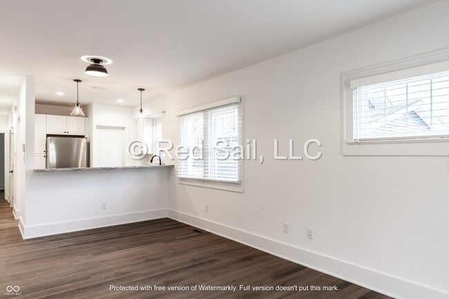 Building Photo - 1302 Tecumseh St