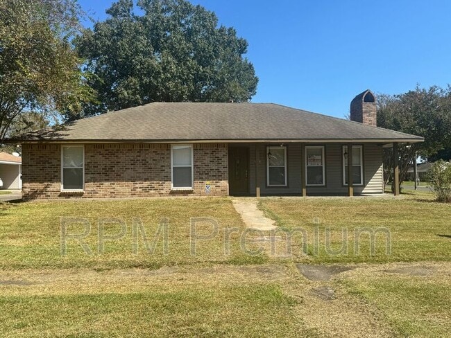Primary Photo - 2175 Deerwood Dr