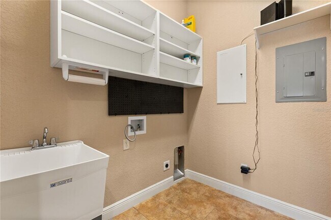 Building Photo - 286 Mileham Dr
