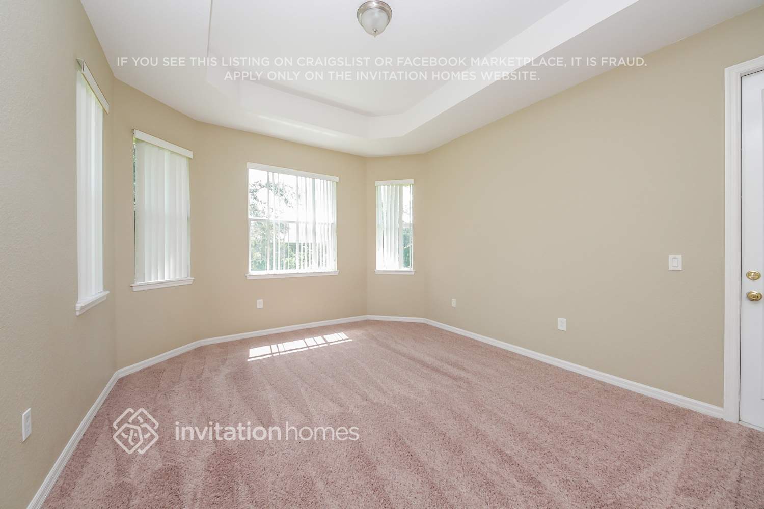 Building Photo - 2908 Vista Ct