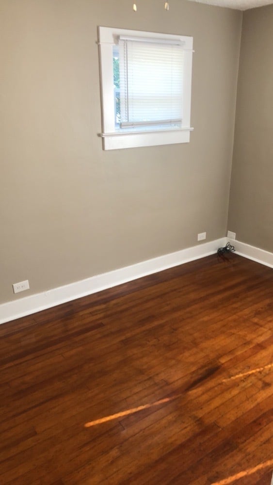 Building Photo - 211 Hadley Ave