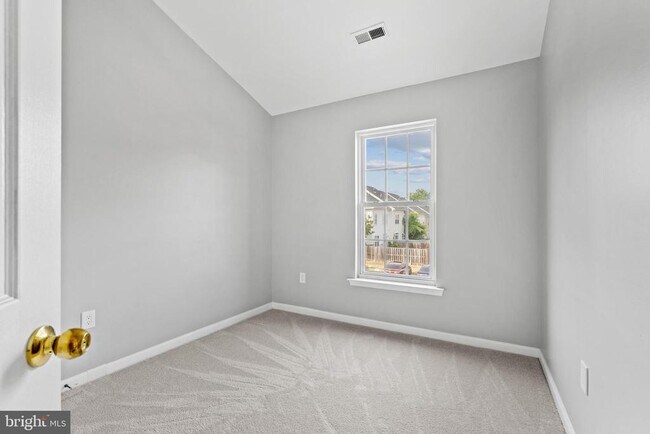 Building Photo - 2519 Luckland Way