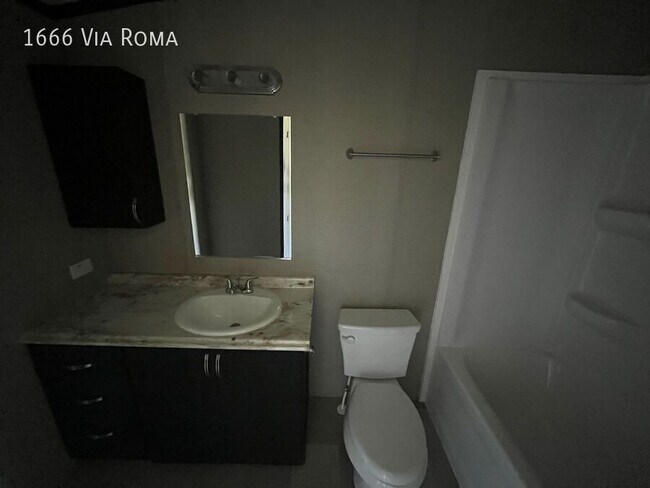 Building Photo - 1666 Via Roma Dr