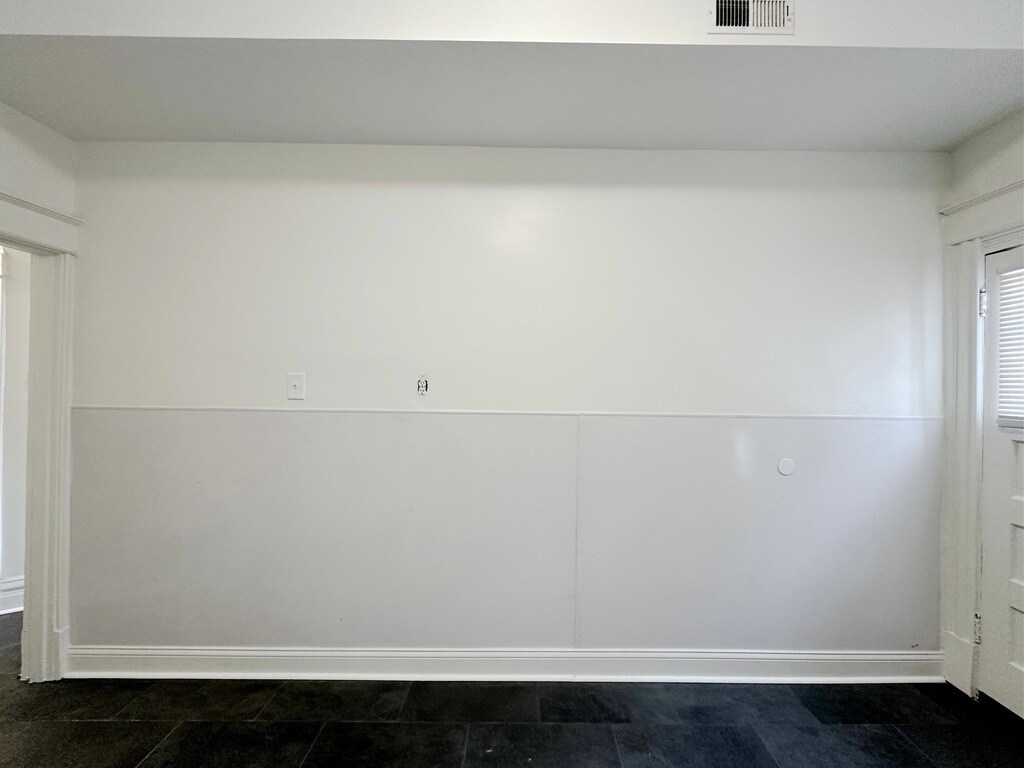 Building Photo - 4167 Botanical Ave