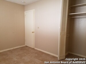 Building Photo - 7215 Glen Heights