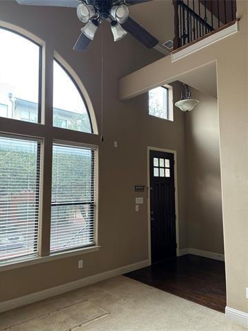 Building Photo - 5748 Robbie Rd