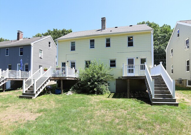 Building Photo - 101 Brooks St
