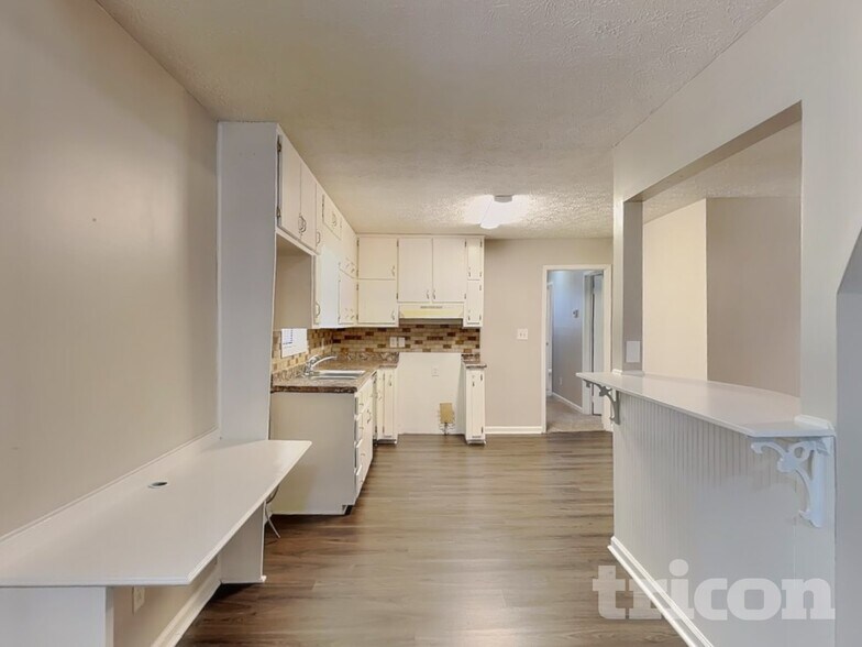 Building Photo - 65 Highland Cir