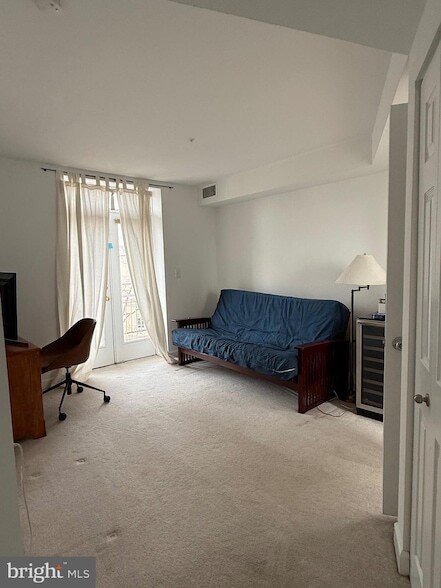 Building Photo - 1801 Calvert St NW