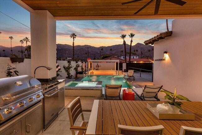 Building Photo - 51116 Avenida Mendoza