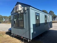 Building Photo - 2015 Union School Rd SW