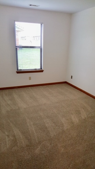 Building Photo - 3009 N Anthony Ct