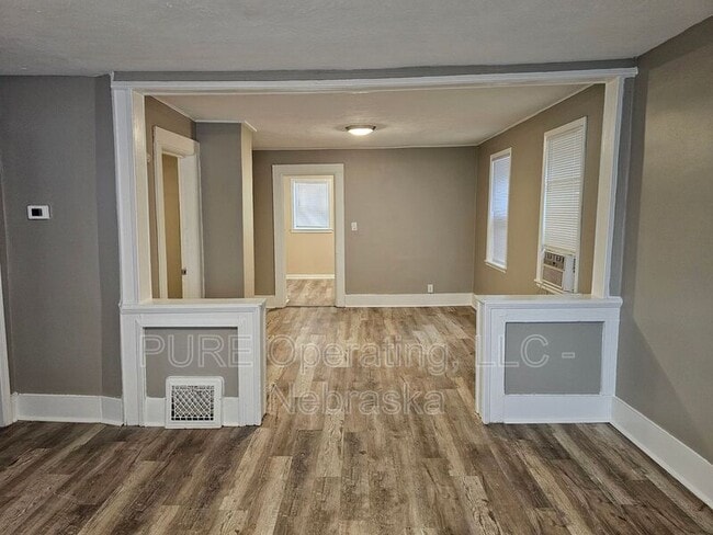 Building Photo - 1115 William St