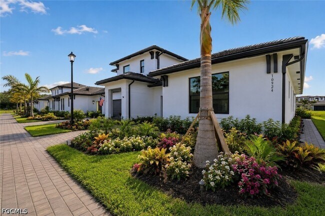 Building Photo - 13068 Georges Cay Pl