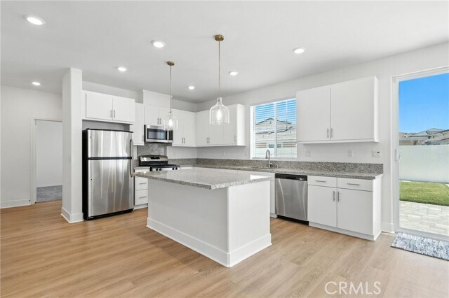 Building Photo - 30248 Sunset Pier Dr