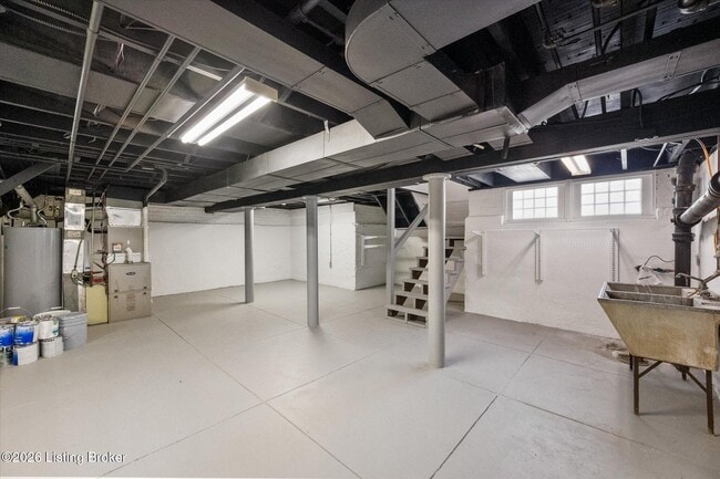 Building Photo - 4513 S 6th St