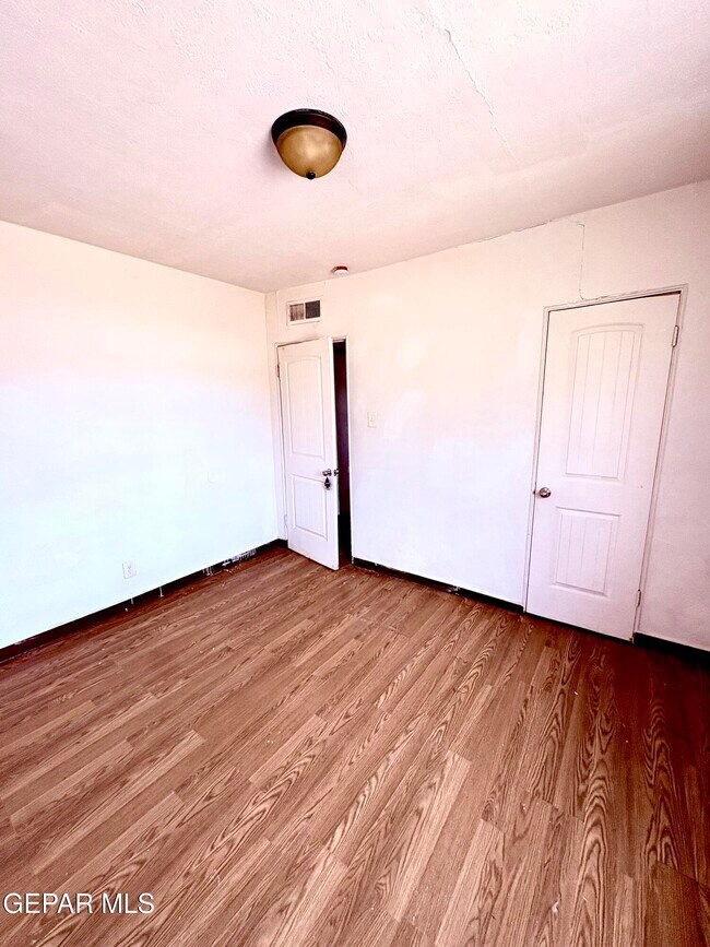Building Photo - 7603 Hermosillo Dr