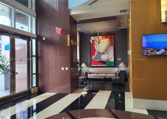 Building Photo - 253 NE 2nd St