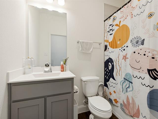 Building Photo - 7117 Talon Dr