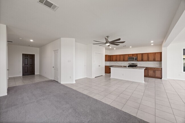 Building Photo - 25619 Cartington Ln
