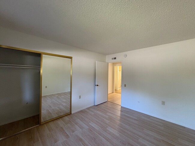 Building Photo - Beautiful 2B/2BA Home in Rancho Bernardo i...