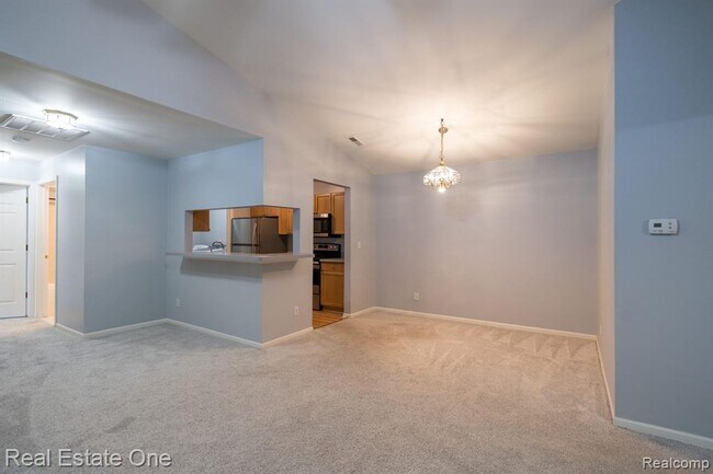Building Photo - 44770 Marigold Dr